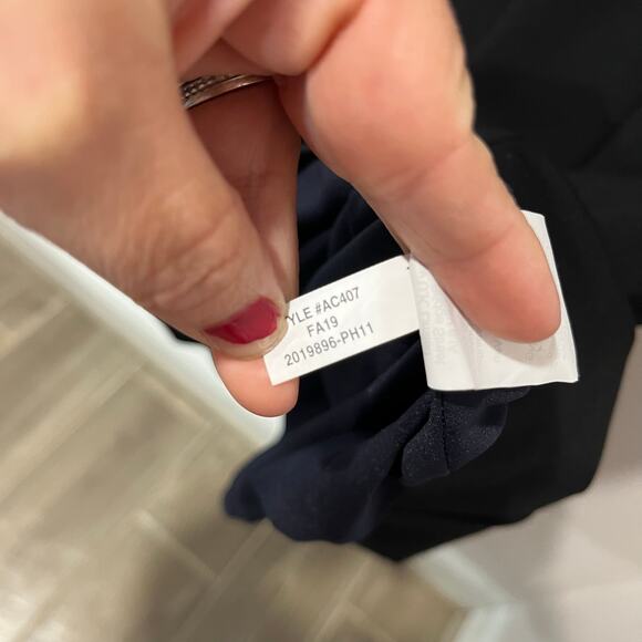 J.Crew Black Ponte Cap Sleeve A-Line Midi Dress Sz 4 Classic Workwear Minimalist - Picture 8 of 8